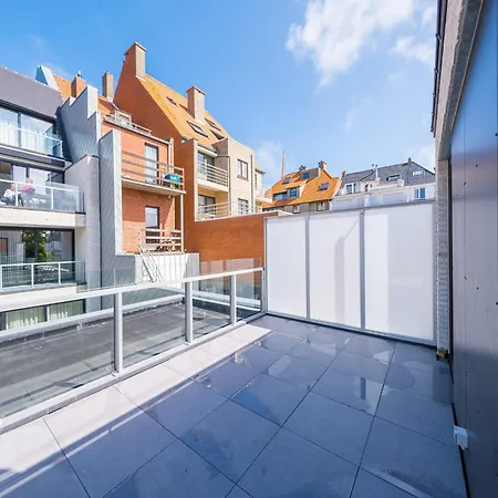 Flat In Belgium Near And Dunes, Cleaning Included Apartment