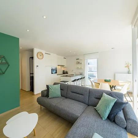 Flat In Belgium Near And Dunes, Cleaning Included Apartment *