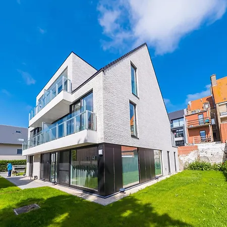 Flat In Belgium Near And Dunes, Cleaning Included Apartment *